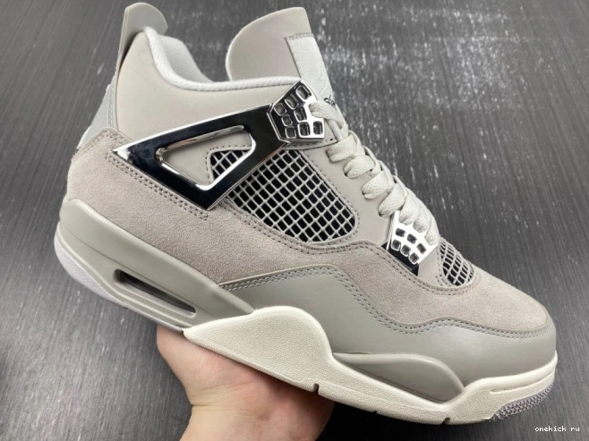 Rep Onekick Moments Frozen AQ9129-001 Jordan 4 Air 0819